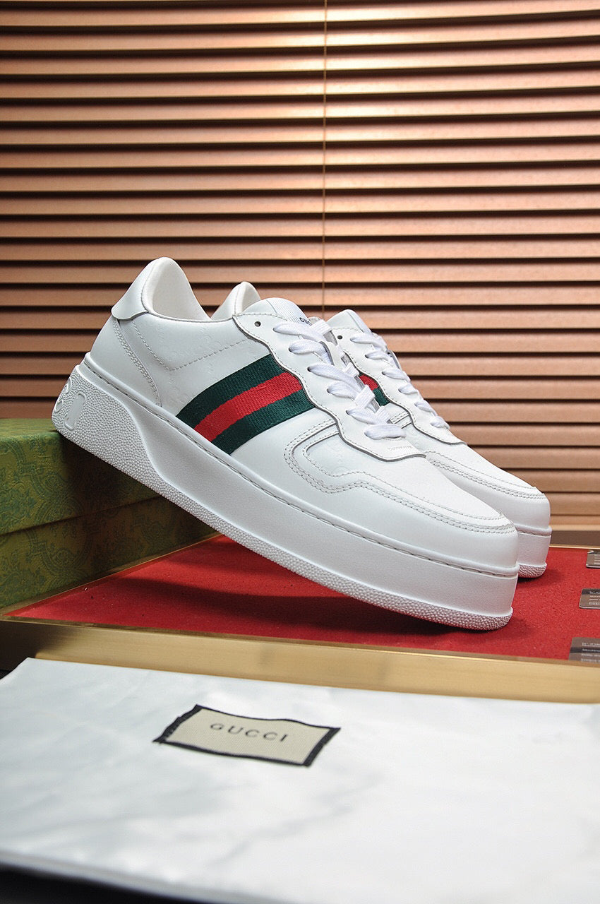 G U C C I - 2022 Gang Sneaker (2 Colours Available)